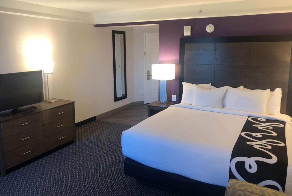 La Quinta Inn & Suites By Wyndham Panama-Stadt Zimmer foto